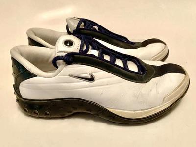 Sz 8 Vintage Nike Air Leather Women’s Tennis Shoes