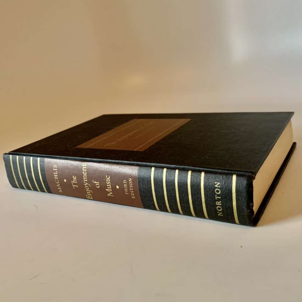 The Enjoyment Of Music Illustrated 3rd Ed