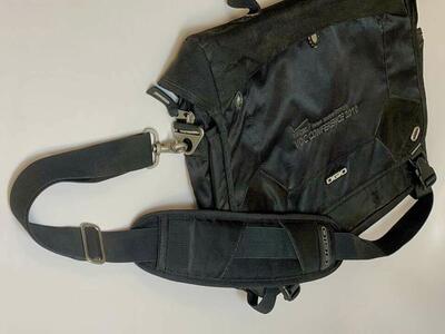 OGIO Classification 03507 Messenger Laptop Bag
