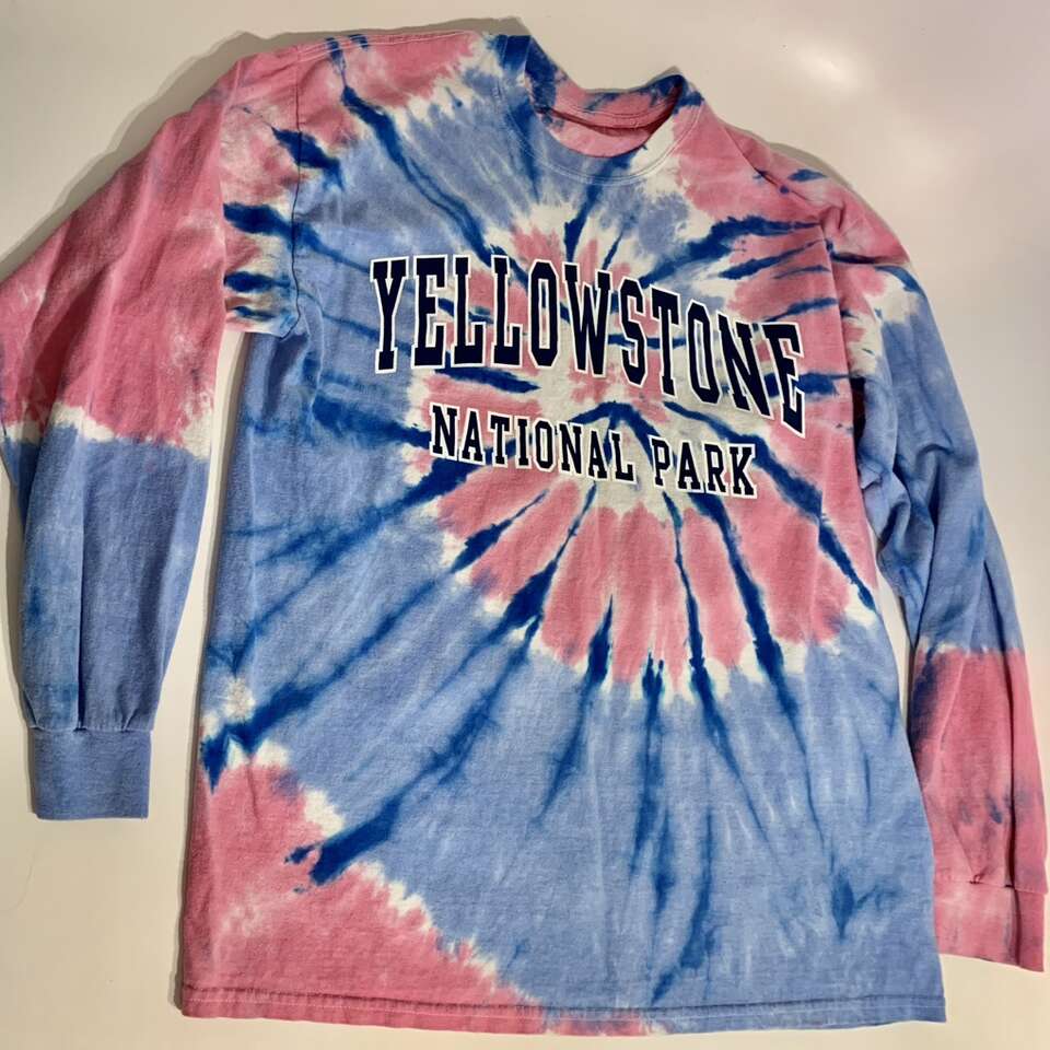 L/XL Long Sleeve Tie-Dyed T-shirt Yellowstone NP