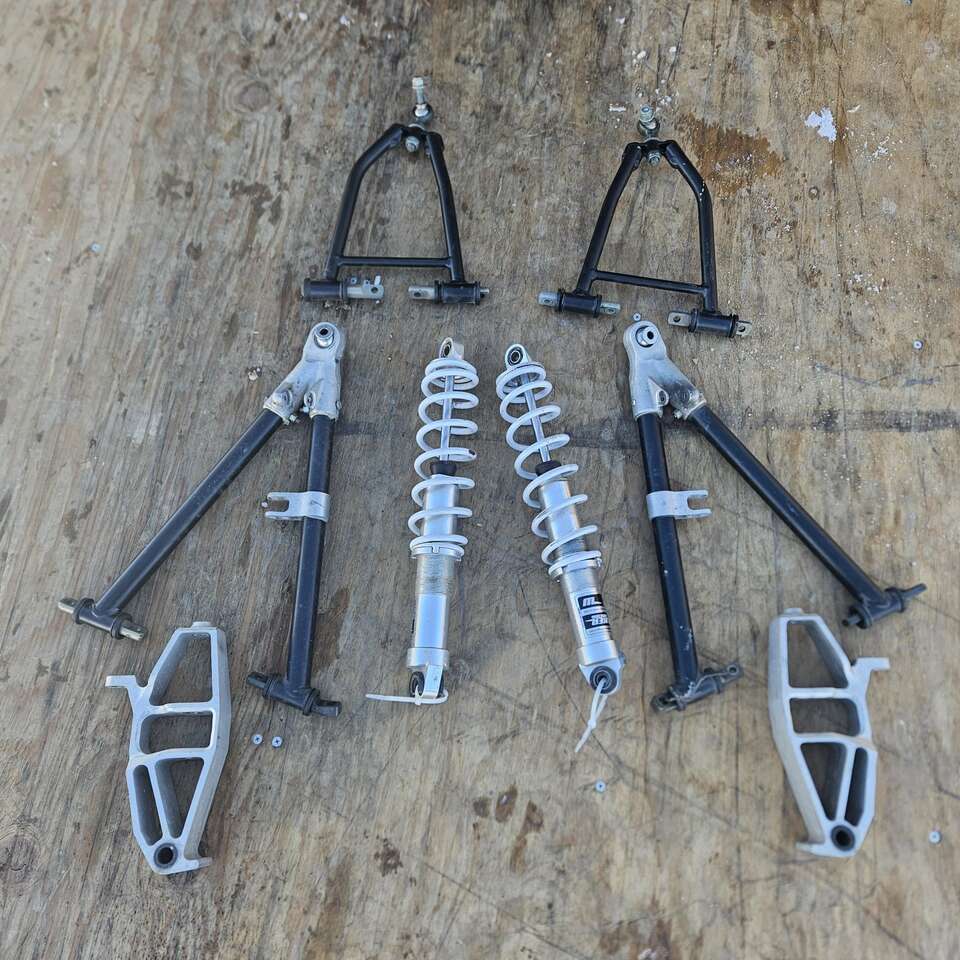 Polaris Pro Rmk front suspension