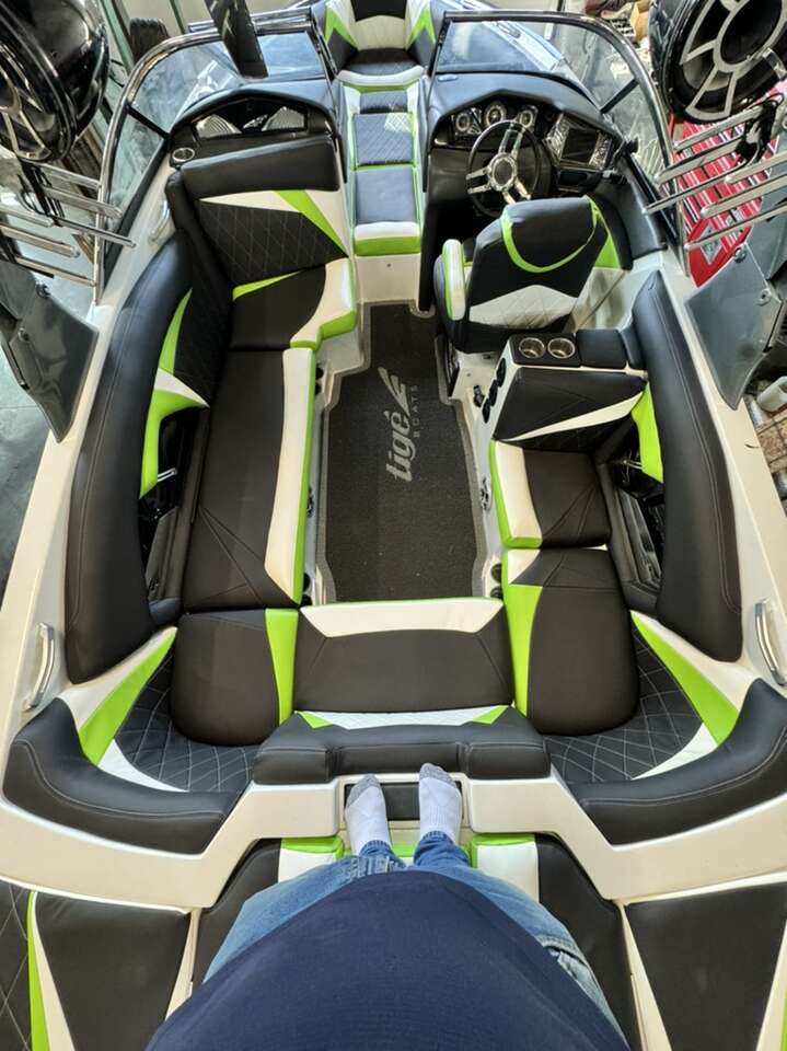 Boat Seats