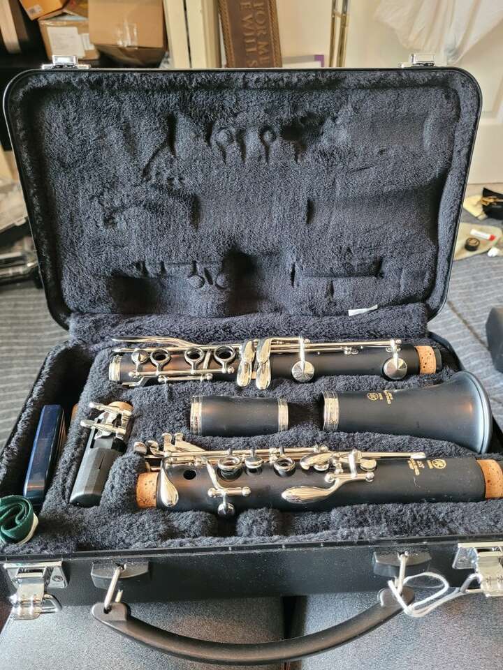 Like New Yamaha 255 Student Clarinet