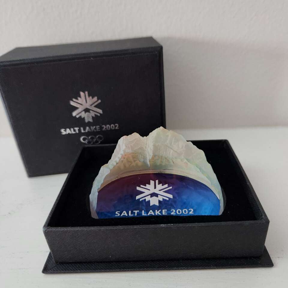 2002 Winter Olympics Hologram Iceberg