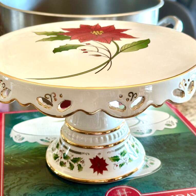 Gorgeous Porcelain Pedestal Cake Platter