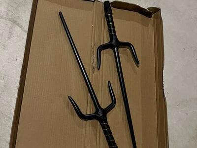 Octagon Metal Martial Arts Sai Daggers - Set Of 2