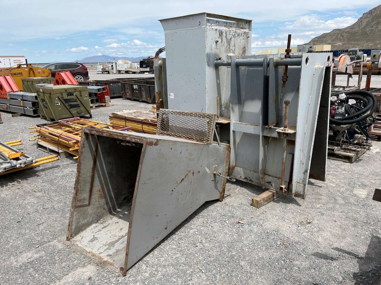 Power Curber 54 in Barrier Mold Slip Form Machine #3711