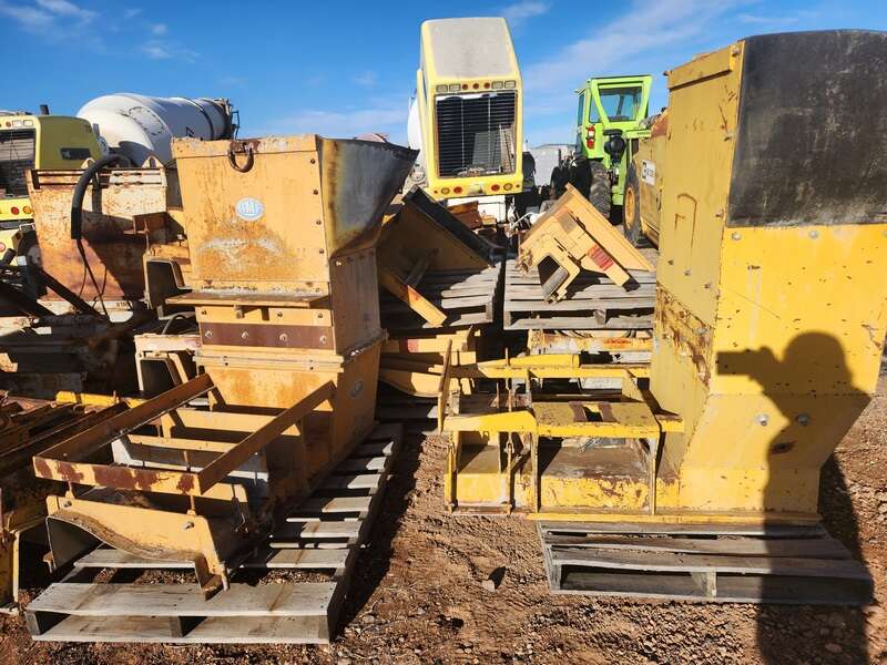 Large Selection of Gomaco GT3600 Concrete Forms Curb Machine Slip Form #3866