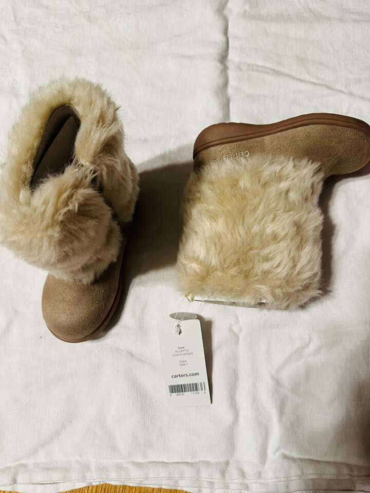 New Carter's Girl's Size 7 Boots
