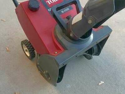 Toro Powerlite 3 Horsepower Snowblower Snowthrower