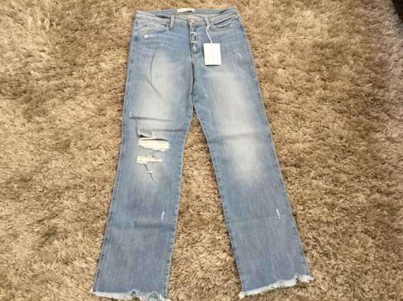 BRAND NEW “FLYING MONKEY” DISTRESSED JEANS W/TAGS FROM EXPRESS. SIZE 30