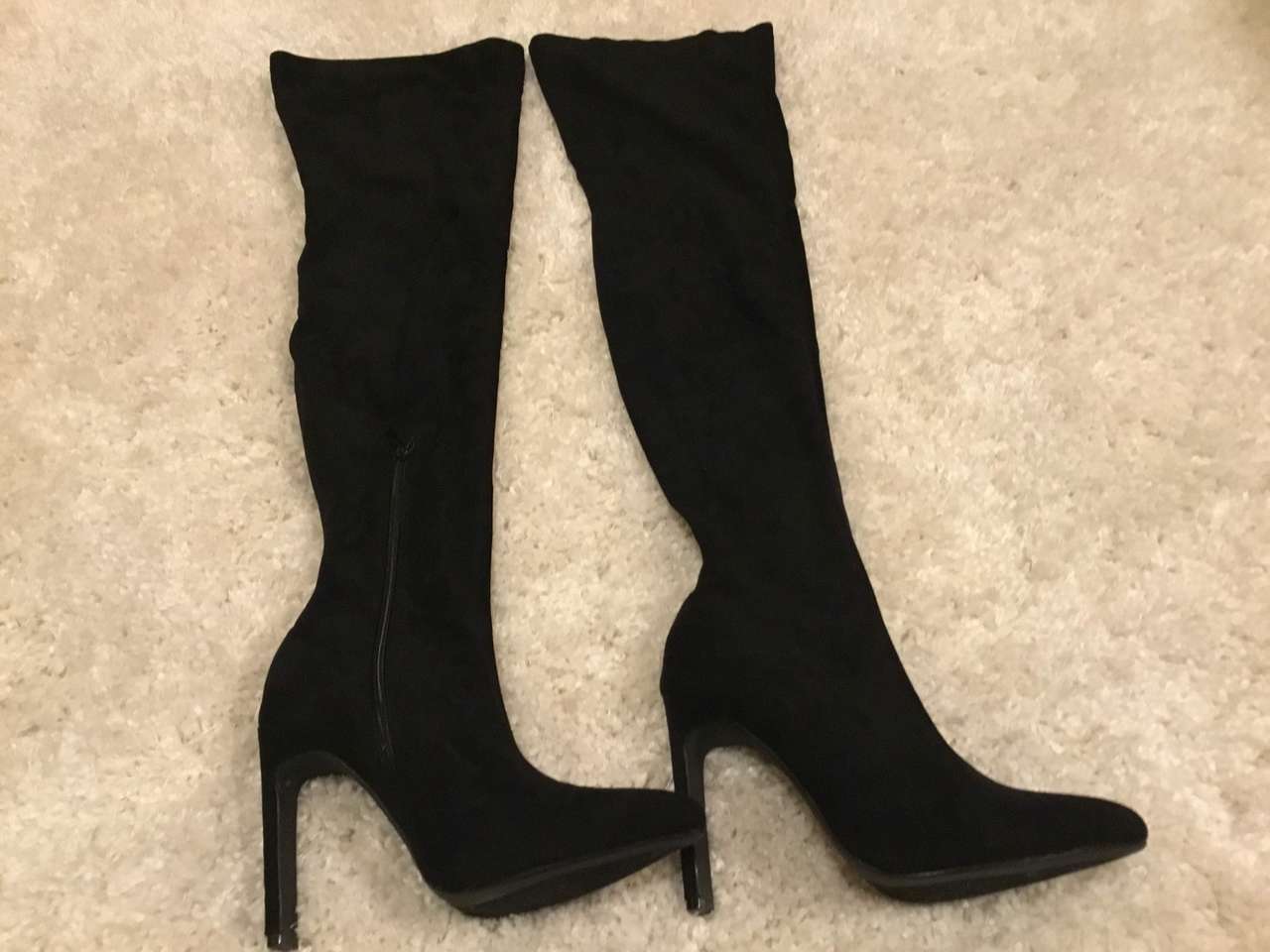 BEAUTIFUL BRAND NEW BLACK SUEDE WOMAN'S OVER THE KNEE BOOTS. SIZE 10. CASH/VENMO ONLY