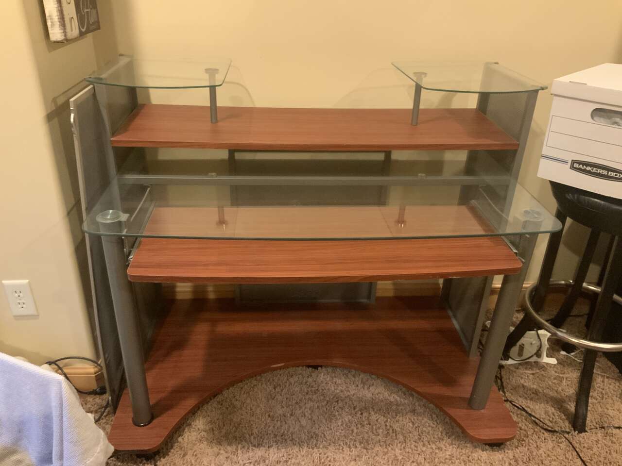 BEAUTIFUL GLASS/WOOD/METAL DESK. 47 INCHES LONG, 40 INCHES DEEP,37 INCHES HEIGHT. IN GREAT CONDITION. CASH/VENMO ONLY