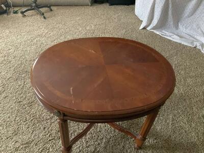 BEAUTIFUL SOLID WOOD END TABLE. GREAT FOR A DIY PROJECT. 20”X27” CASH/VENMO ONLY