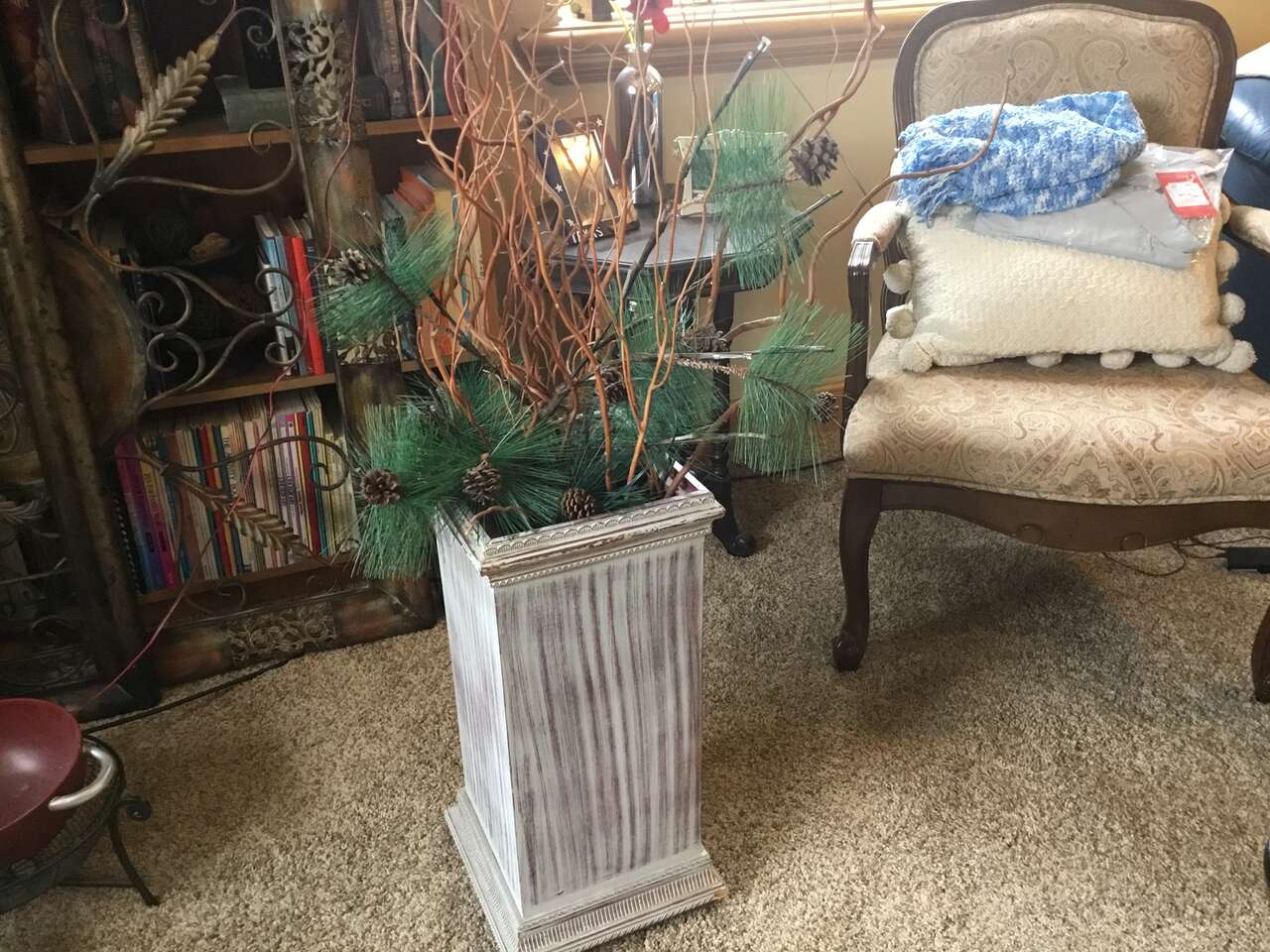 BEAUTIFUL HOME DECOR. 4 1/2 FT. TALL.  CASH/VENMO ONLY