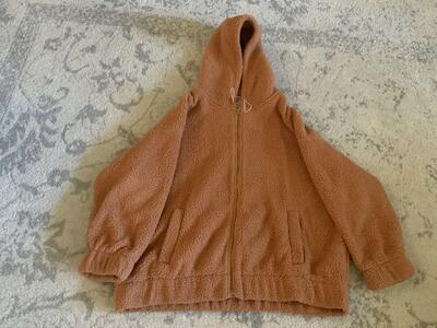 WOMEN’S COZY WARM SHERPA/FLANNEL HOODED JACKET. SIZE XL. CASH/VENMO ONLY
