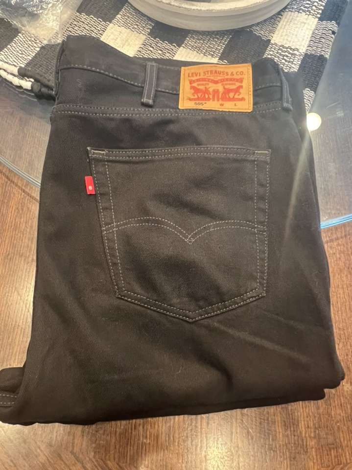 New Black Levi 505 Jeans 42W x 36L
