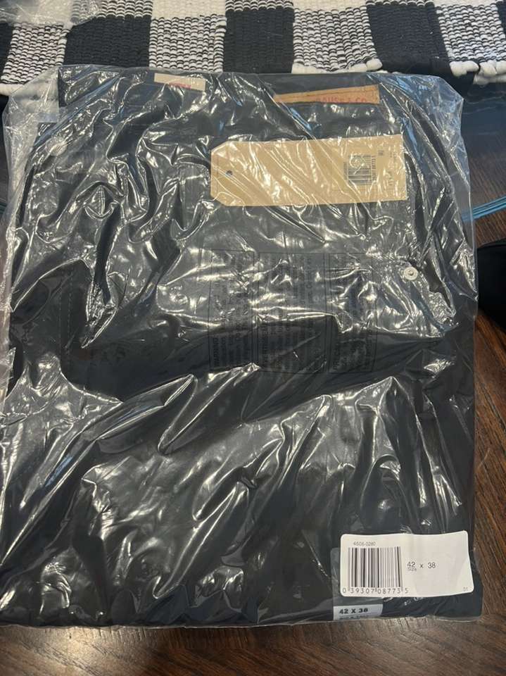 New Black Levi 505 Jeans 42W x 38L