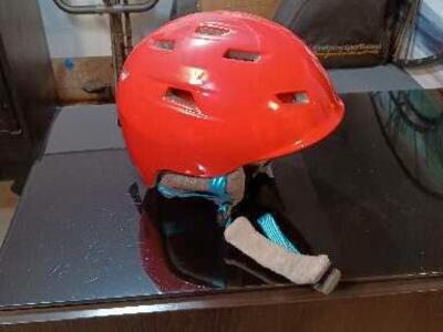 Brand New Pret Luxe Small Ski/Snowboard Helmet