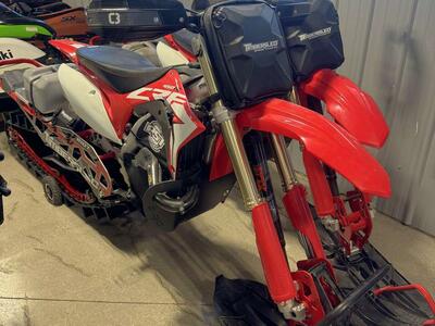 2019 Honda 450 crf snowbikes (26 hours)