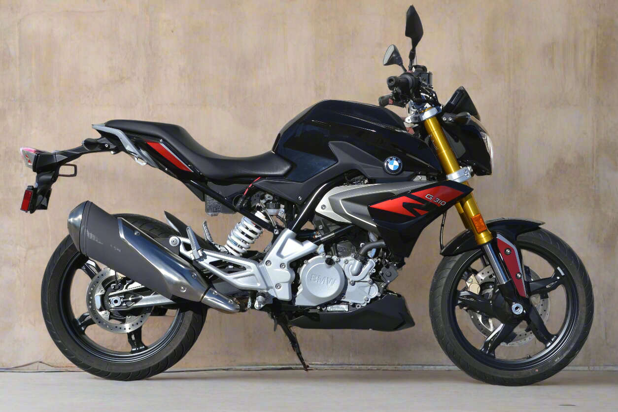 2020 BMW G310R - Beginner Sport Bike