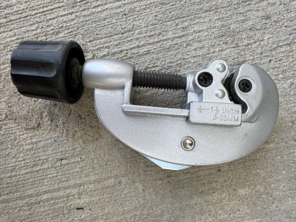 Tubing Cutter