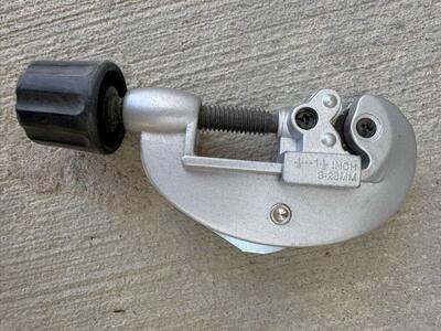 Tubing Cutter