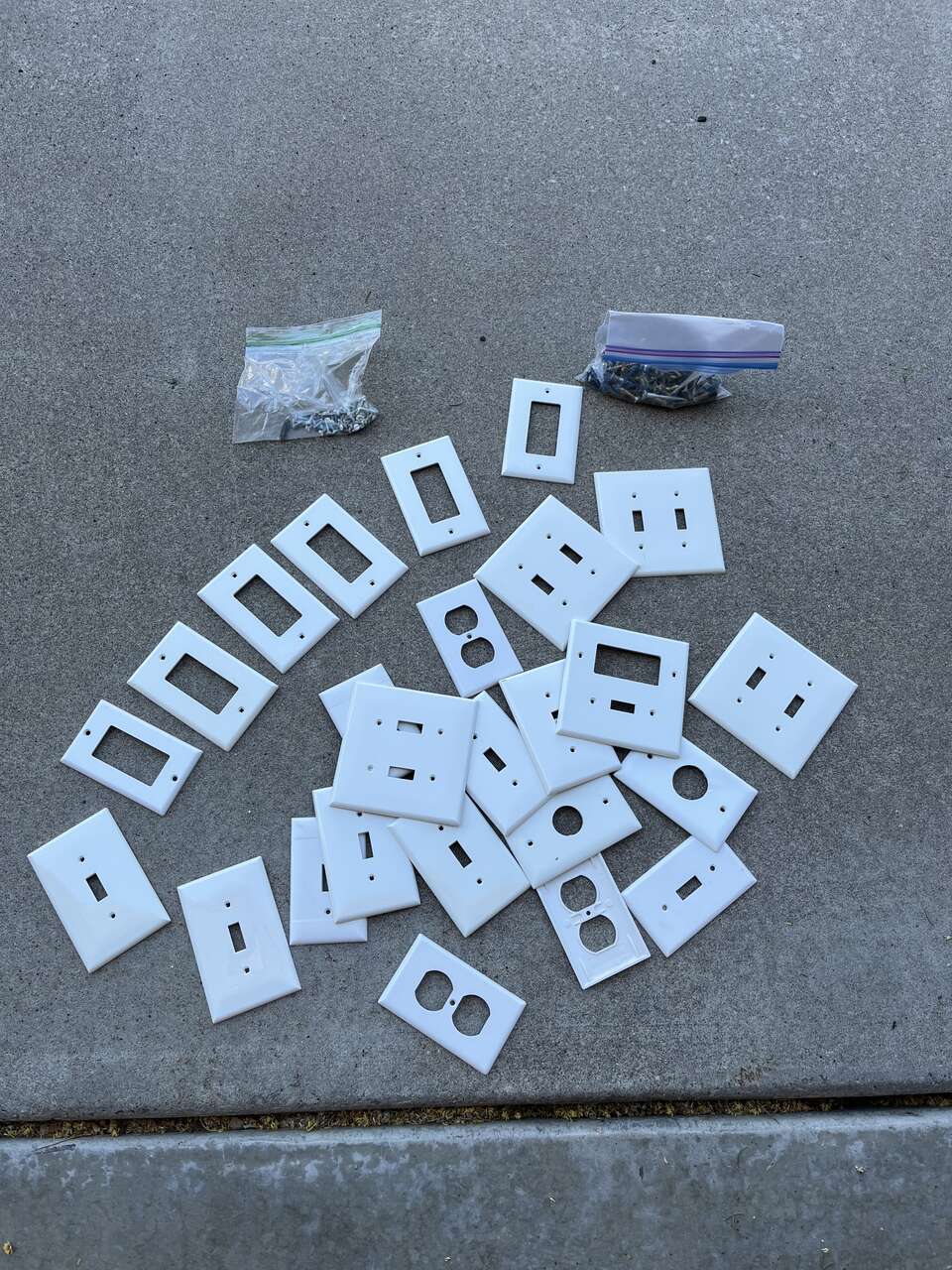 Wall plates big lot of different sizes