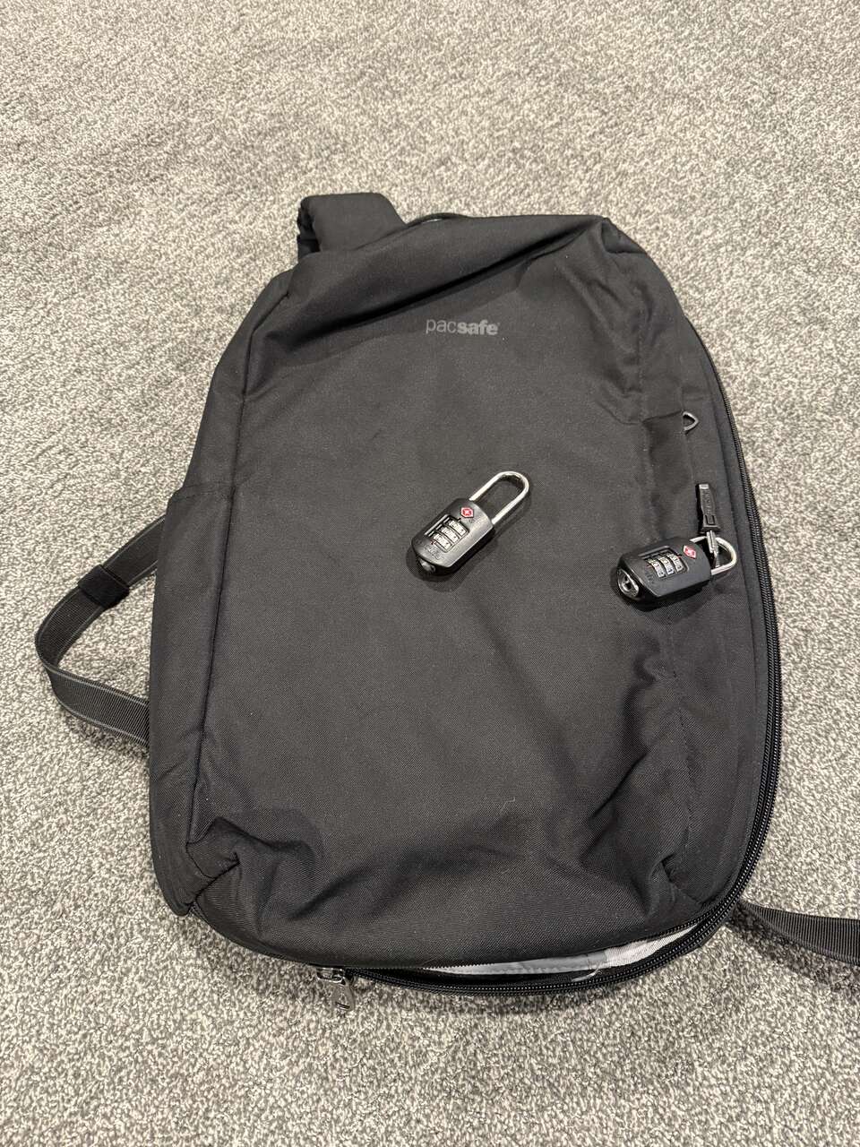 Pacsafe X Anti-Theft 16-Inch Commuter Backpack