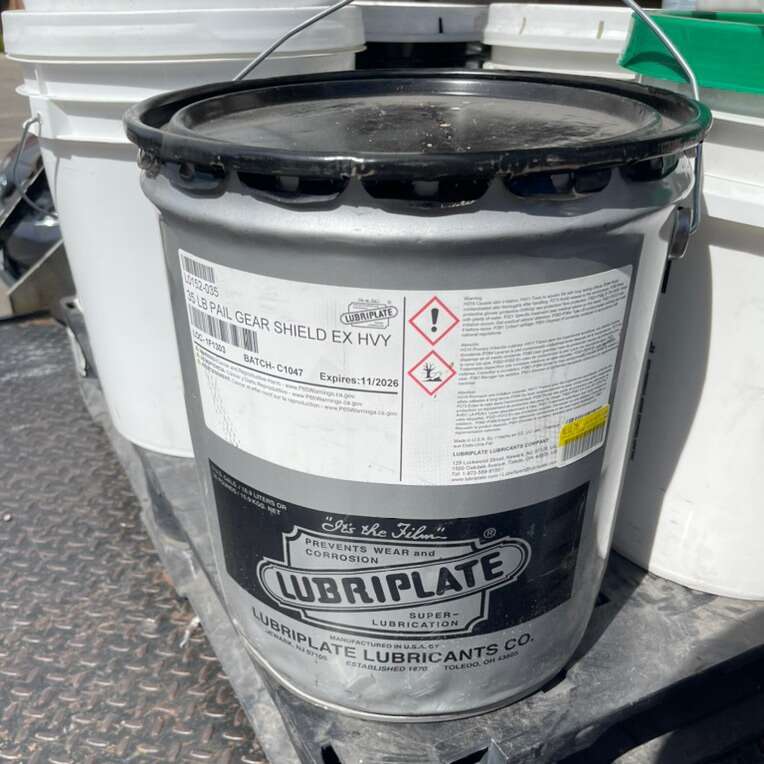 Lubriplate Gearshield Extra Heavy Motor Grease