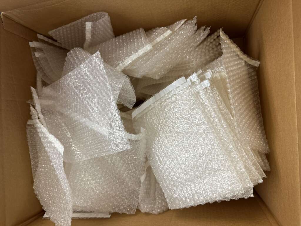 U-Line Self-Seal Bubble Shipping Bags 7” X 8 1/2”