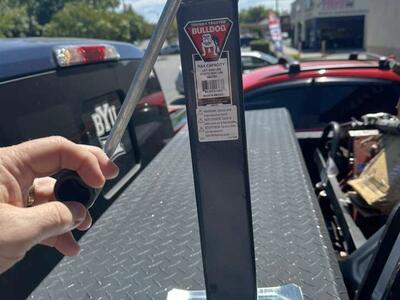 Bulldog 190751 5000# Square Jack With Footplate