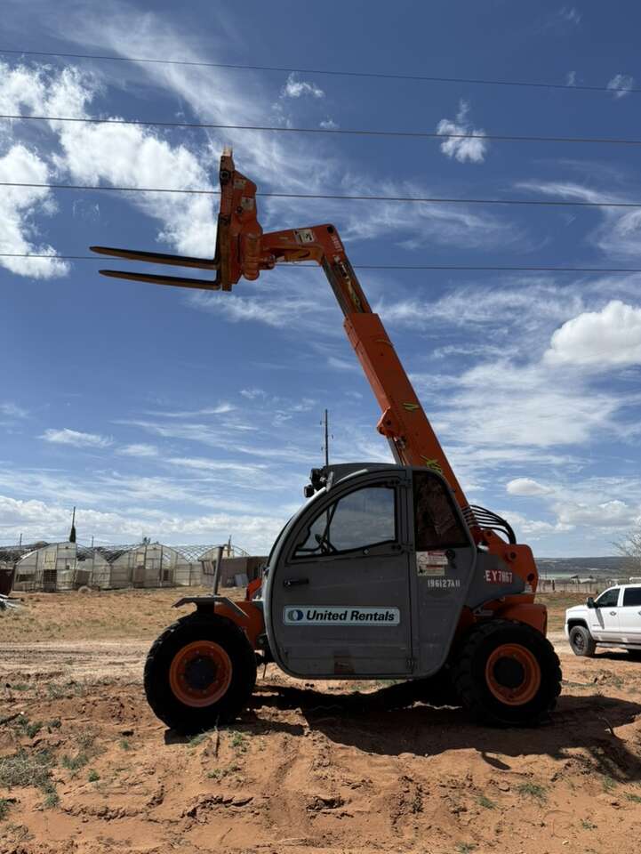 2017 Xtreme 5919 Tele Handler Forklift