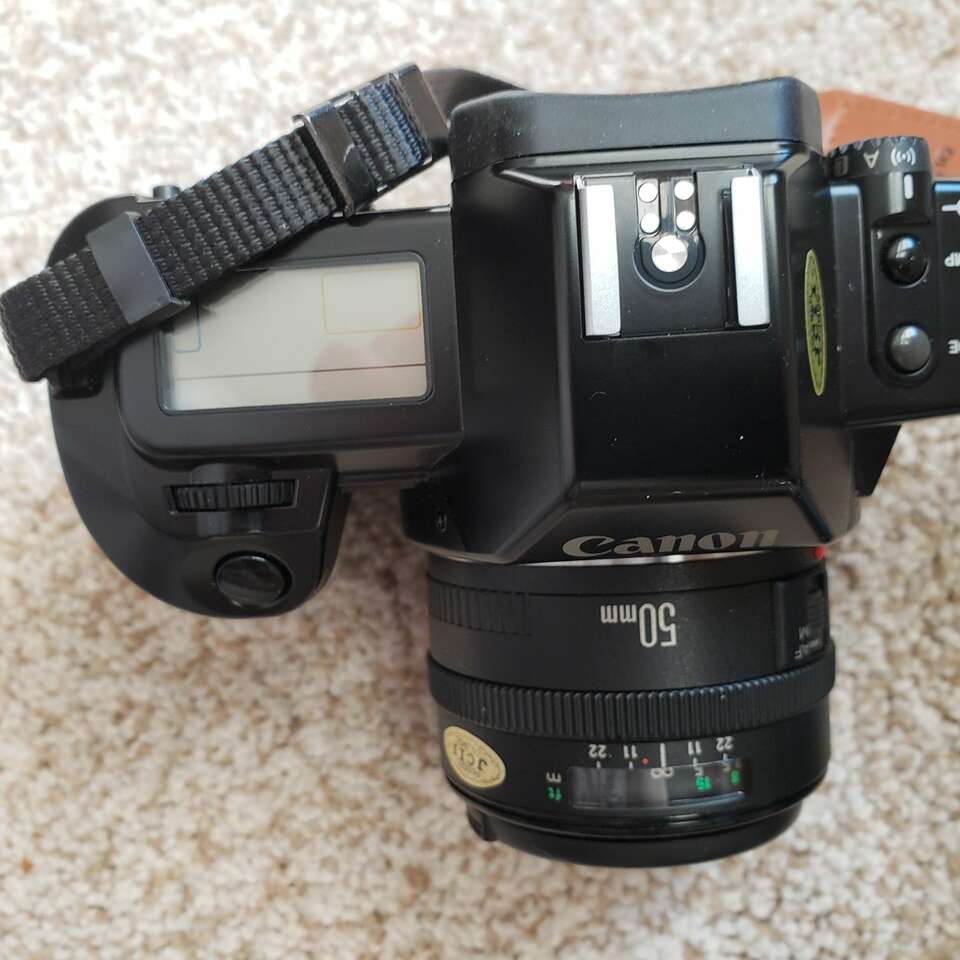 New Canon EOS 650 canera