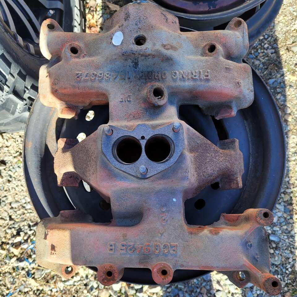 Ford y-block intake manifold