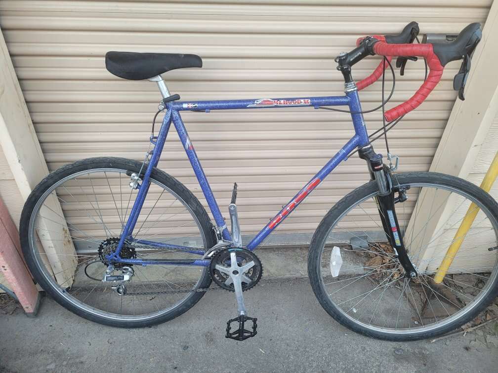 ross mount hood xc gravel / cyclocross bike.