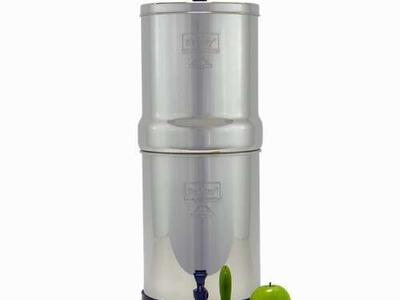 Authentic Royal Berkey 3.25 gal gravity water purification system