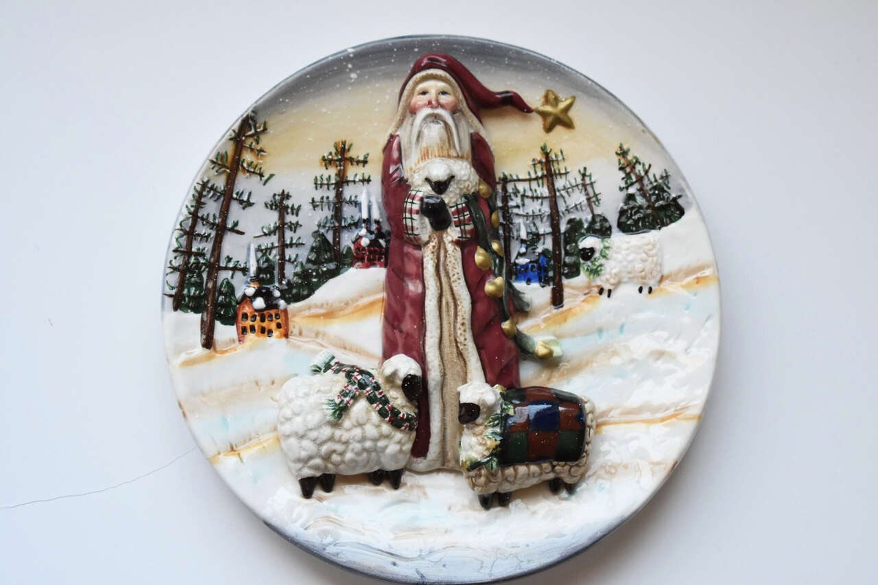 Vintage Santa Collectible Plate, Ganz Santa and Sheep Relief 3D
