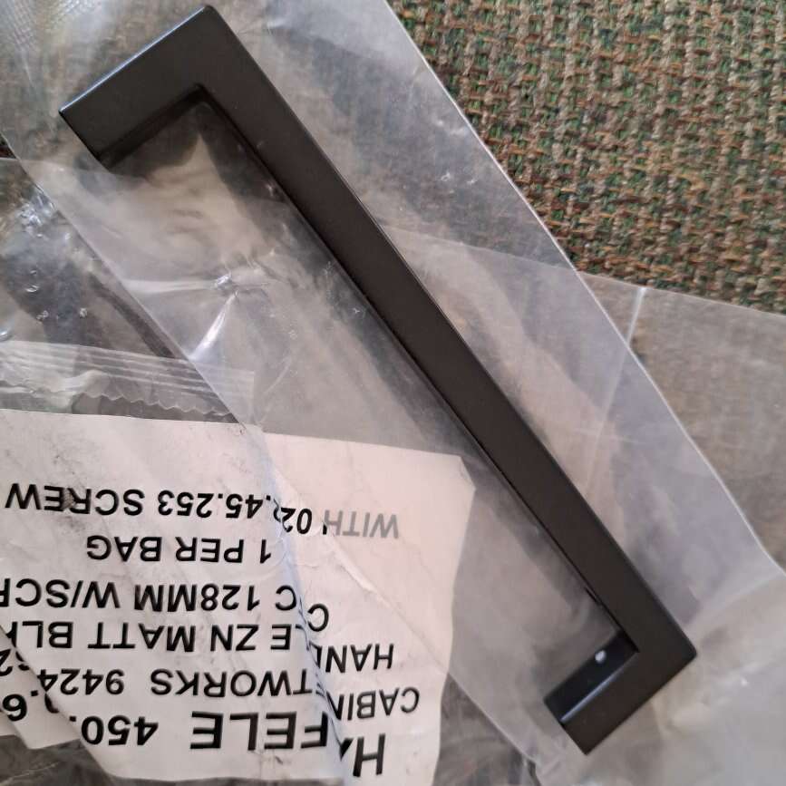 18  New Cabinet handles