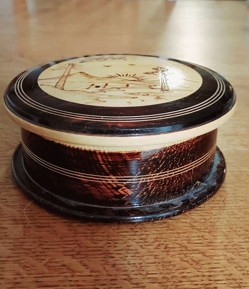 Engraved Lidded Round Trinket Wood Box