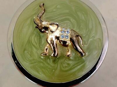 Silver Jeweled Elephant on Green Marbled Enamel Inset Round Pill Tablet Vitamin Pocket Travel Medicine Box.