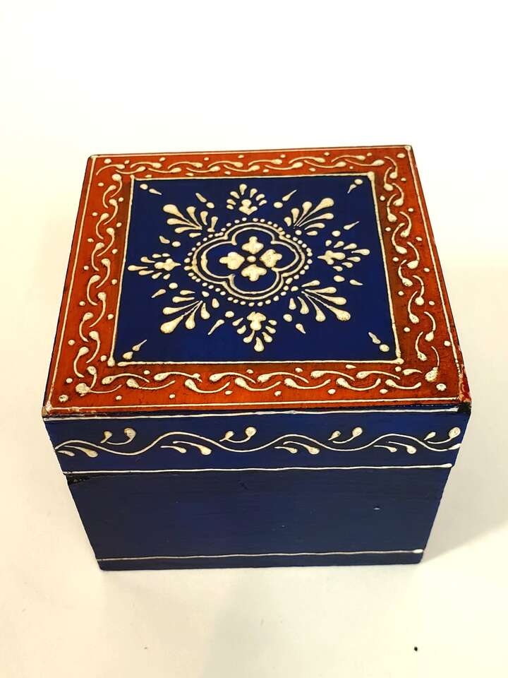 Hand Painted Star Flower Embossed Wood Jewelry Trinket Box Made in India.