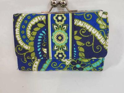 Vera Bradley Wallet Blue Green Quilted Floral Trifold Kisslock Small Wallet