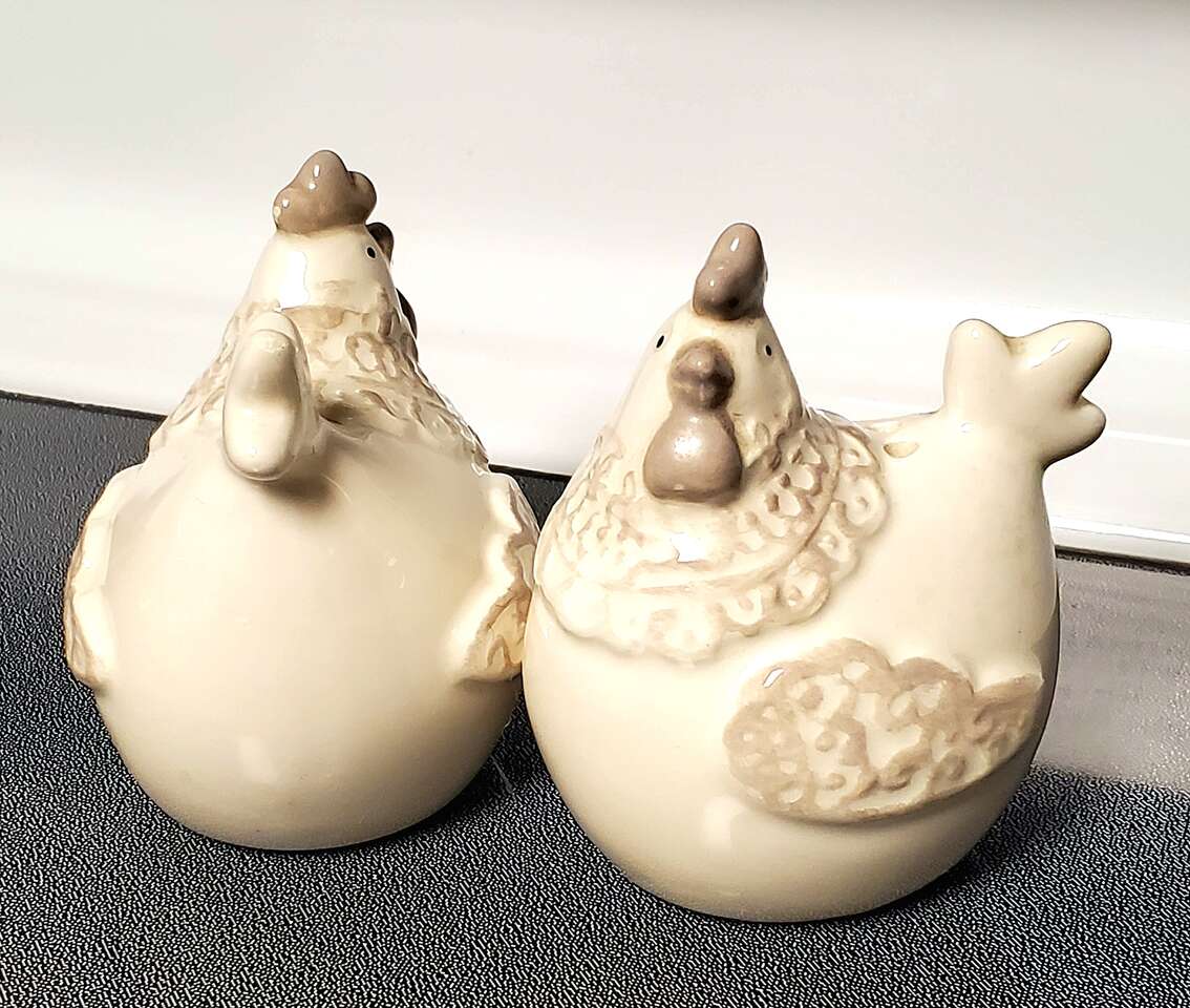 Delightful Chicken Salt and Pepper Shakers. French White. Ceramic.