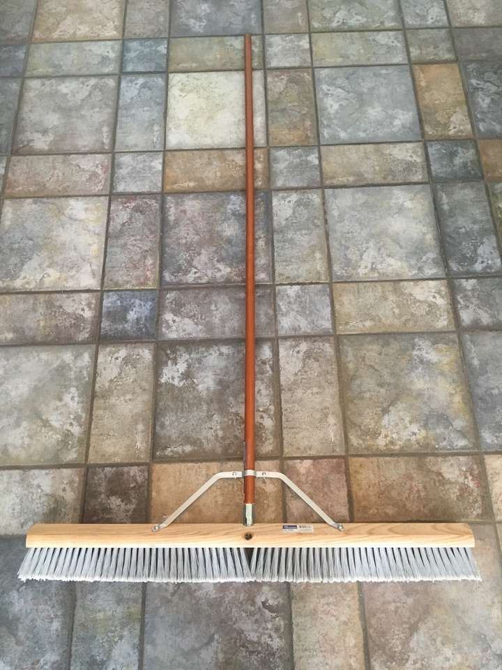 36” Magnolia Floor Brush