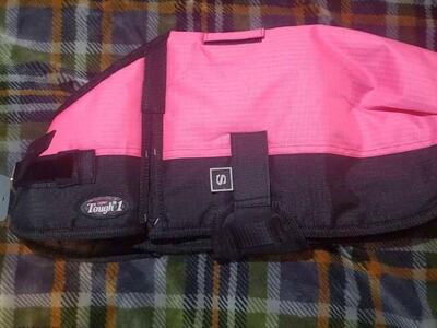 Tough-1 600D Wearable Dog Blanket