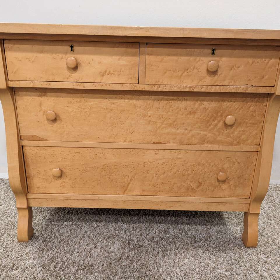 Solid Wood Dresser Furniture