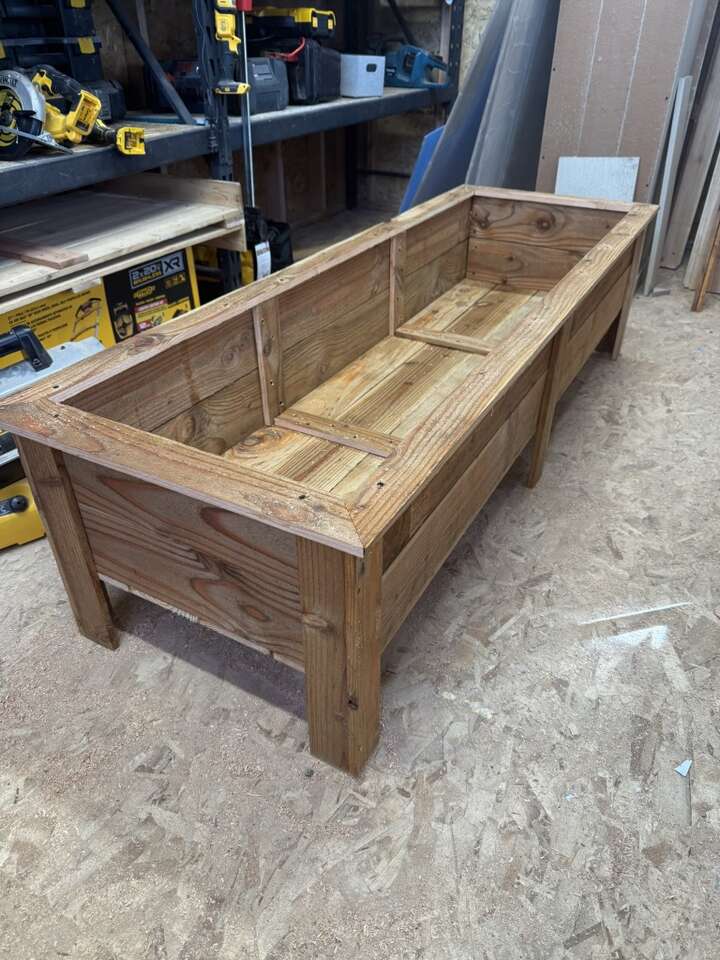 Parleys Planters And Raised Cedar Boxes