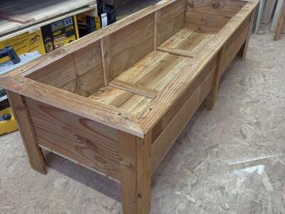 Parleys Planters And Raised Cedar Boxes