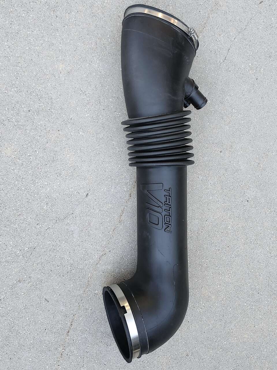 '99-'04 Ford F250/F350 Air Intake Hose Tube